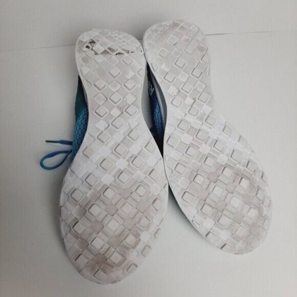 Reebok Blue and White Athletic Shoes with Breathable Mesh smoothfuse technology - Picture 14 of 14